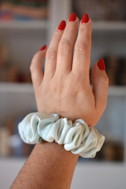 Jedwab midi/maxi gumka upcykling scrunchie JASNA MIĘTA