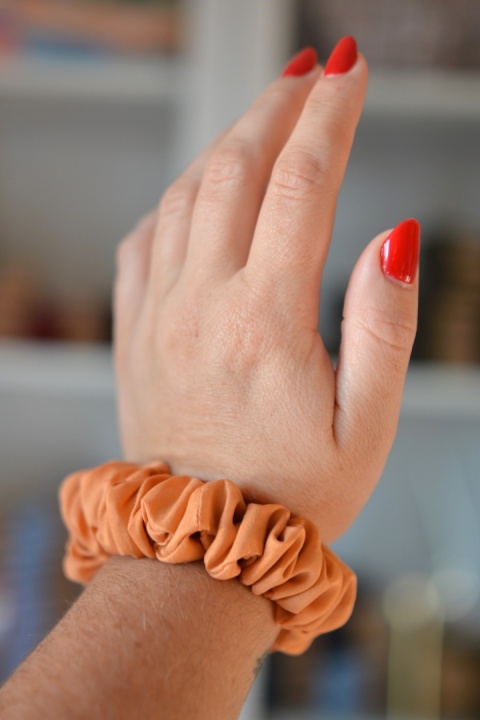Jedwab mini gumka upcykling scrunchie LETNI ZACHÓD Jedwab mini gumka upcykling scrunchie LETNI ZACHÓD