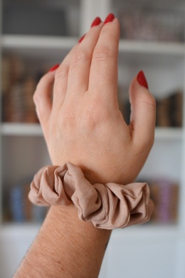 Jedwab midi gumka upcykling scrunchie CAPPUCCINO