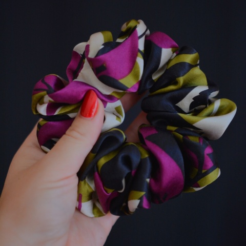 Jedwab maxi gumka upcykling scrunchie cztery kolory <3 Jedwab maxi gumka upcykling scrunchie cztery kolory <3