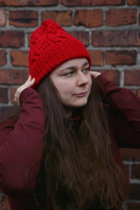 100% wełna merino czapka handmade warkocz czerwona 2