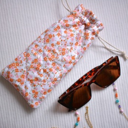 Etui Łąka Kwietna - pomarańczowe kwiatuszki