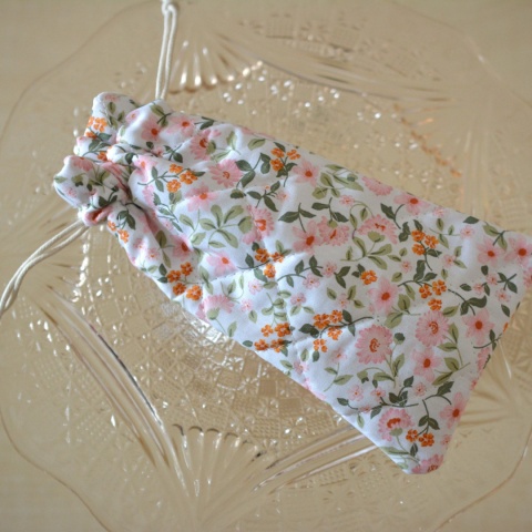 Etui Upcykling Łąka Kwietna - zielone liście