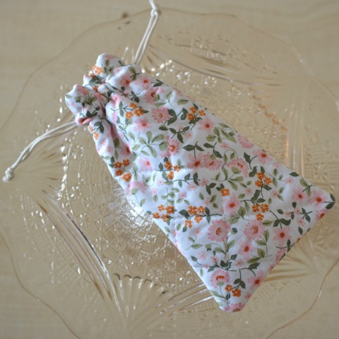 Etui Upcykling Łąka Kwietna - zielone liście