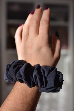 Jedwab MAXI gumka upcykling scrunchie ANTRACYT
