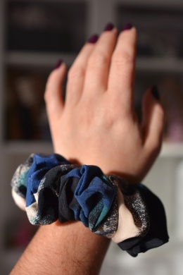 Jedwab MAXI gumka upcykling scrunchie SZRON I ATRAMENT