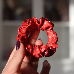Jedwab MINI MINI gumka upcykling scrunchie CZERWIEŃ