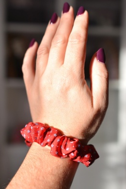 Jedwab MINI MINI gumka upcykling scrunchie CZERWIEŃ
