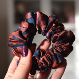 Jedwab MIDI gumka upcykling scrunchie bordo granat