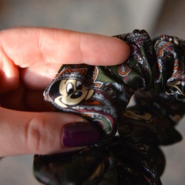 MYSZKI MIKI VINTAGE Jedwab MINI MINI gumka upcykling scrunchie CZERWIEŃ