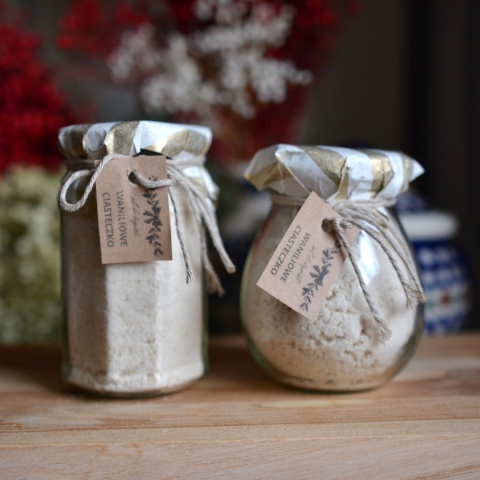 WANILIOWE CIASTECZKO Naturalna SÓL do kąpieli Sara&Koko Limited Edition