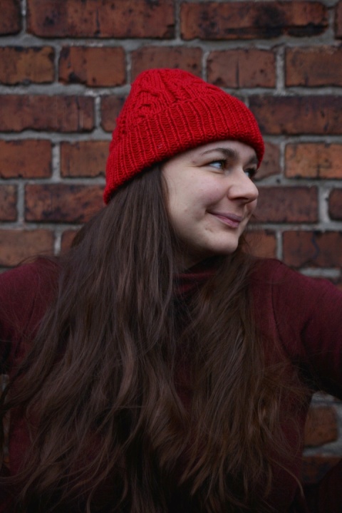 100% wełna merino czapka handmade warkocz czerwona 1