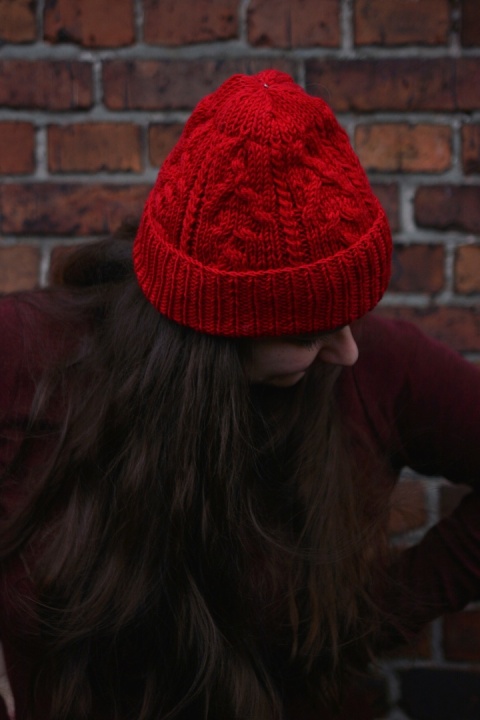 100% wełna merino czapka handmade warkocz czerwona 1