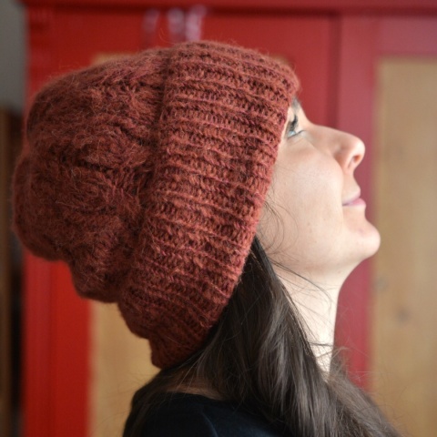 Wełna merino + alpaka czapka handmade warkocz kasztanowa/karmelowa