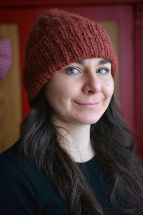 Wełna merino + alpaka czapka handmade warkocz kasztanowa/karmelowa