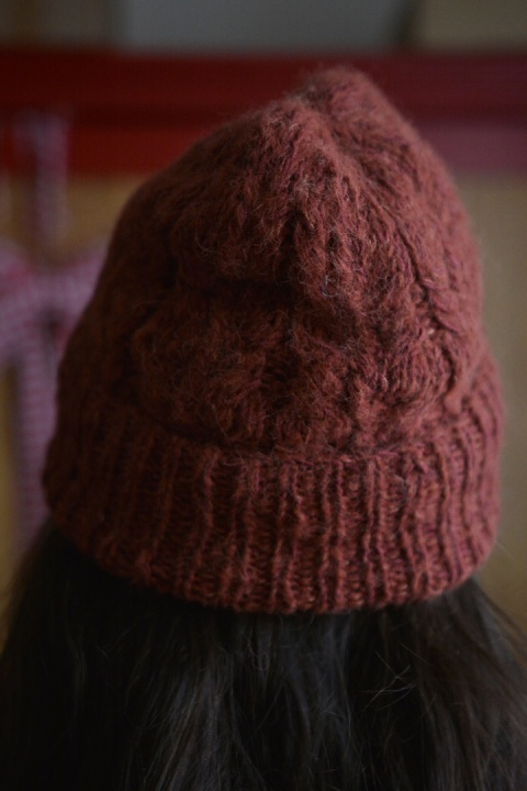 Wełna merino + alpaka czapka handmade warkocz kasztanowa/karmelowa