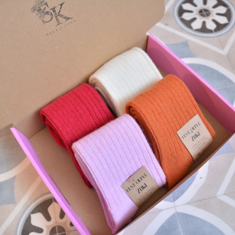 [35-38] ZESTAW Lukrowany pączek 4 pary Fest Ciepłych Zoków - zapakowane na prezent