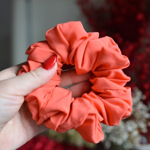 Jedwab MAXI gumka upcykling scrunchie BRZOSKWINIA