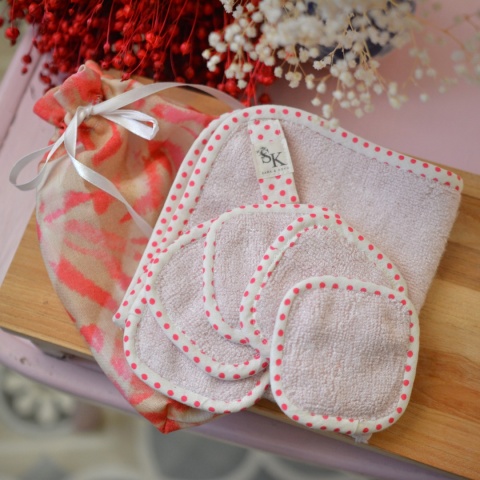 Komplet zero waste 5 wacików + ręcznik + woreczek RÓŻ