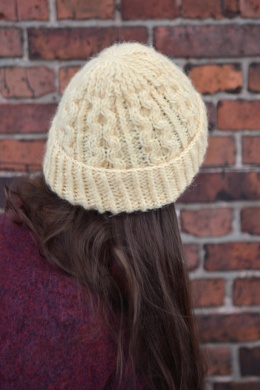 Merino + alpaka czapka handmade warkocz masełkowa