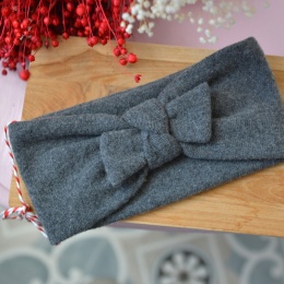 Grafit z kokardką wełna jagnięca opaska upcykling bardzo ciepła