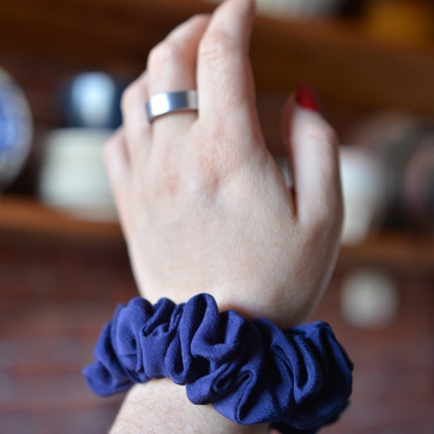 Jedwab midi/mini gumka upcykling scrunchie GRANAT
