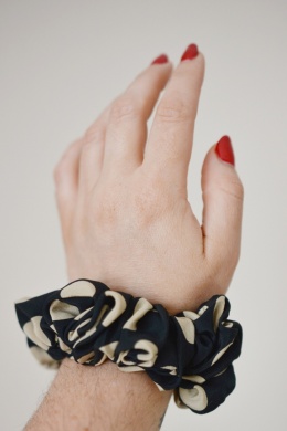 Jedwab MIDI gumka upcykling scrunchie GROCHY