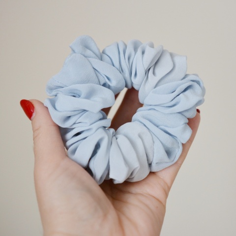 Jedwab MIDI gumka upcykling scrunchie BABY BLUE
