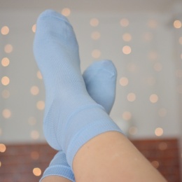 [35-37] Merino gładkie BABY BLUE skarpety