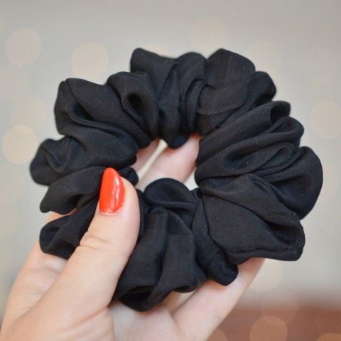 Jedwab MAXI gumka upcykling scrunchie CZARNA