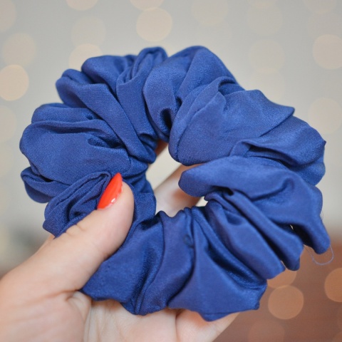 Jedwab MAXI gumka upcykling scrunchie CIEMNY CHABER